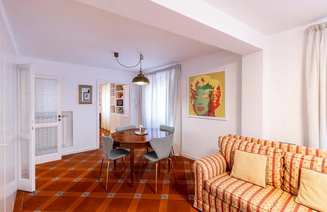 Parlamento Luxury Apartment-1